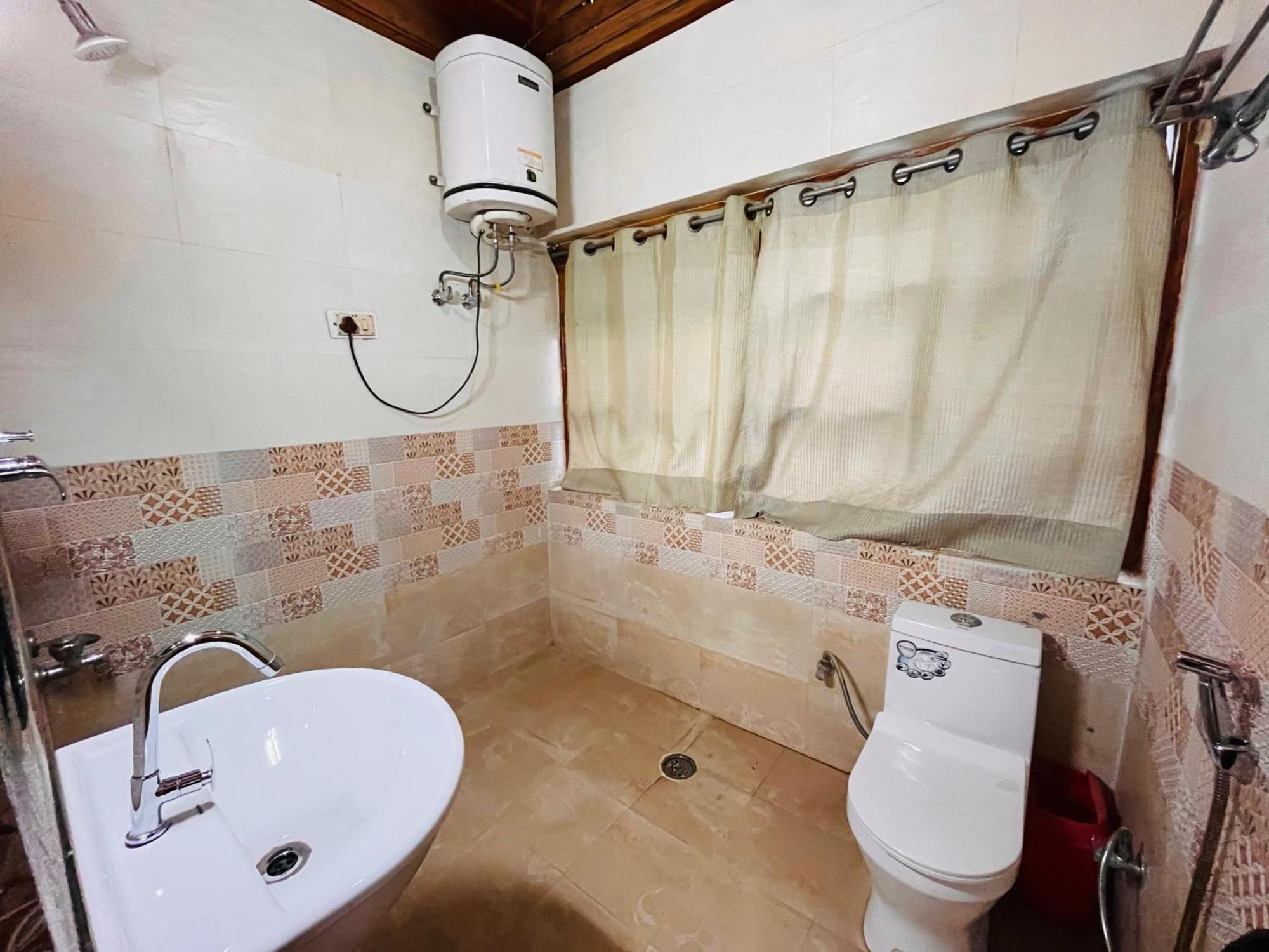 Himalayan River Mountain View 2 Bedrooms Cottage, Manali Esterno foto